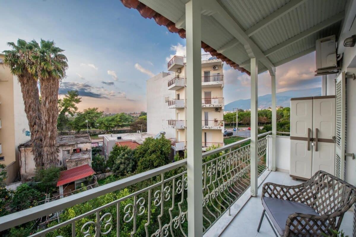 Dolce Favola Nomad Casa - Kalamata'S City Getaway Exterior foto